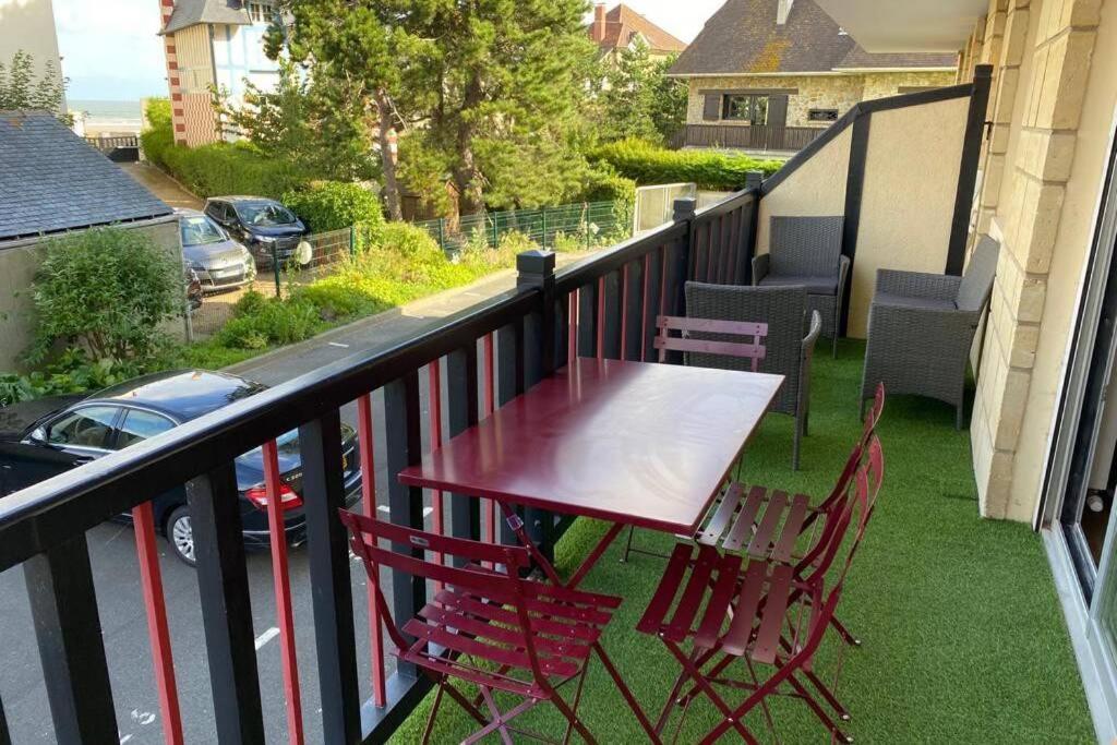 Magnifique Appartement Vue Mer A 50 M De La Plage Villers-sur-Mer Bagian luar foto